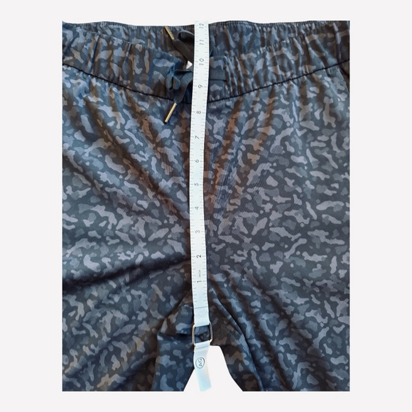 NWOT CRZ YOGA Drawstring 4 Way Stretch Ankle Pants Size 8 - 10 Black & Gray - Picture 9 of 9